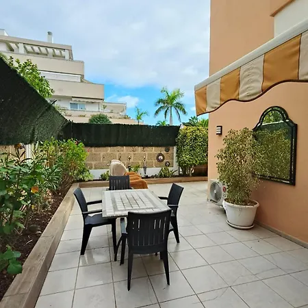 Large Private Sun Soaked Terrace, Perfect Location - Note Communal Pool Is Being Renovated From October 2026 For A Couple Of Months * Playa de San Juan (Tenerife)