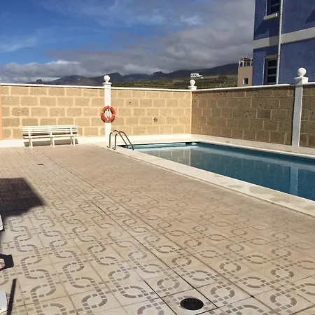 Apartment Large Private Garden,shared Pool Not Avaliable Until Approx June 2026, Great Location Playa de San Juan (Tenerife)