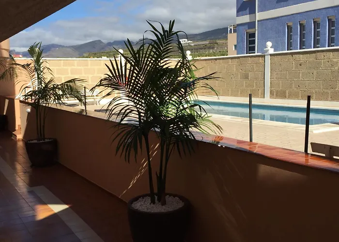 Апартаменты Large Private Garden,shared Pool Not Avaliable Until Approx June 2026, Great Location